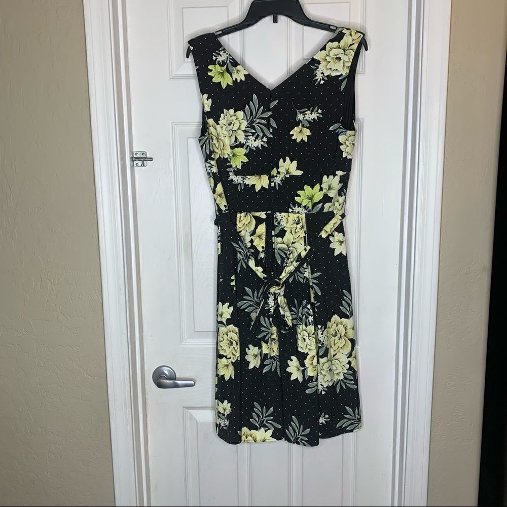 Rabbit, Rabbit, Rabbit Designs Black and Yellow Floral Dress Size 12 - Picture 5 of 13